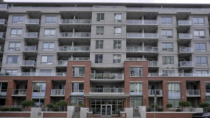 46 9 Street NE 320  Calgary AB T2E 7Y1 photo