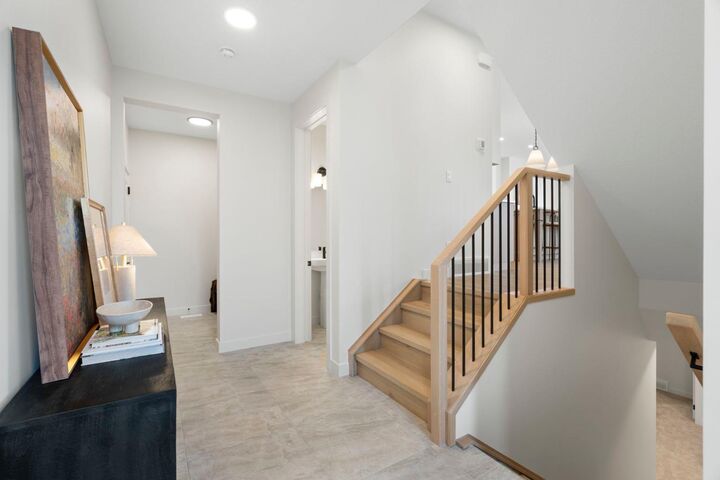 Property Photo: 28 Sunvalley View AB T4C 0X8
