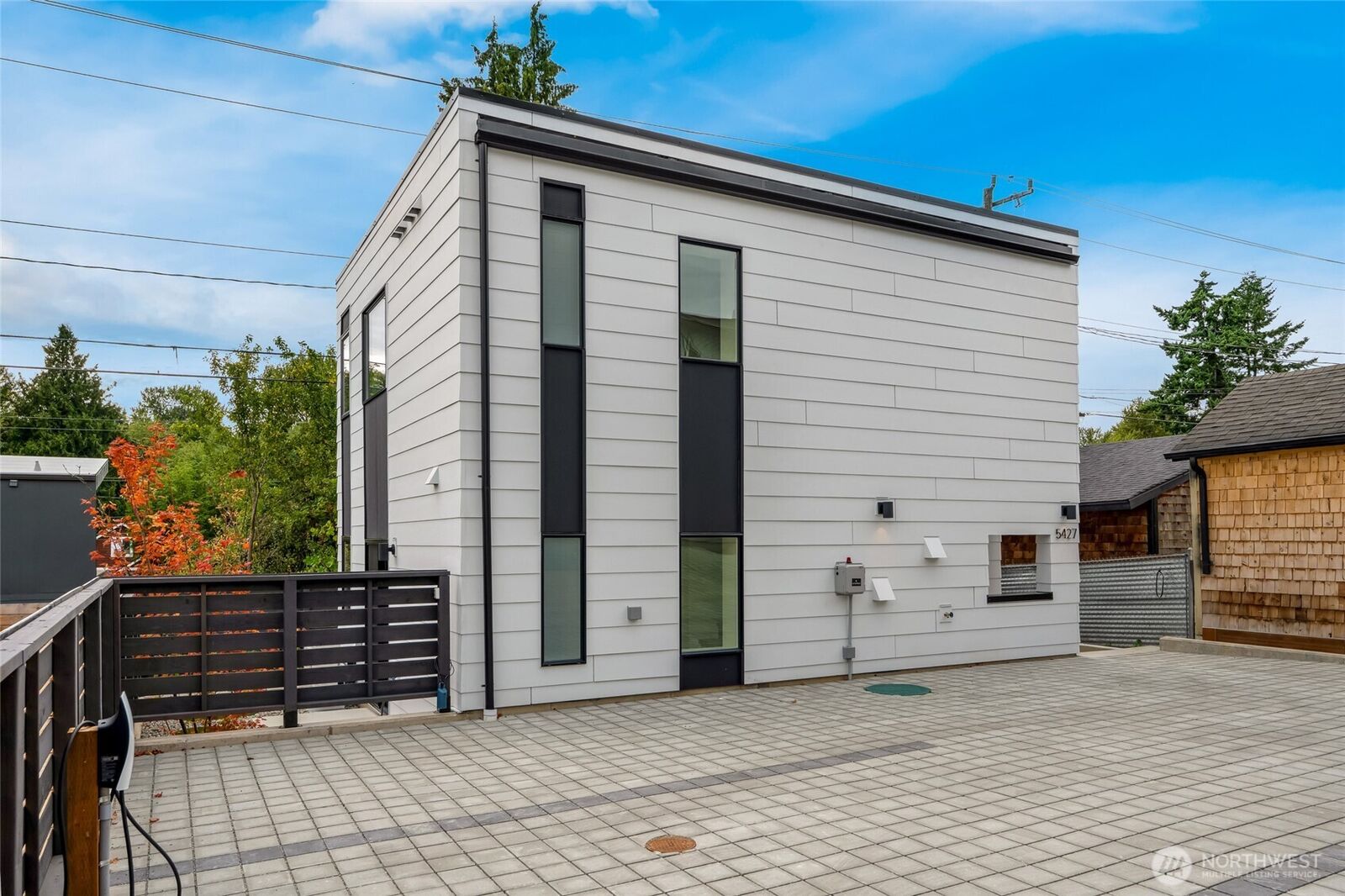 Property Photo: 5427 25th Avenue SW WA 98106