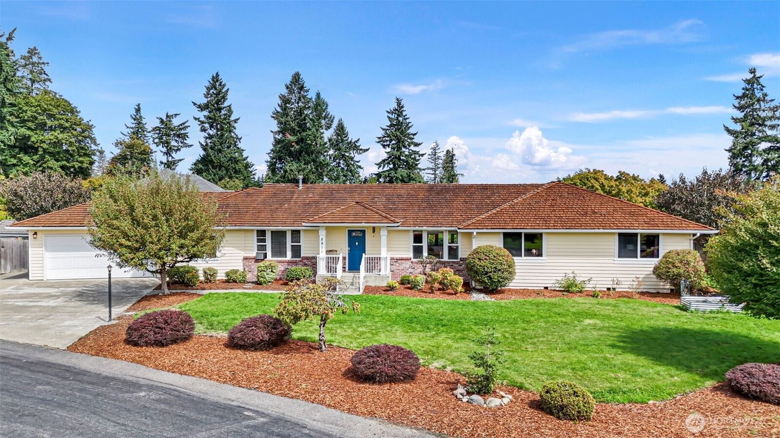 Property Photo: 8911 69th Avenue E WA 98371