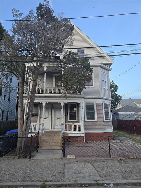 Property Photo:  106 Taylor Street  RI 0295 