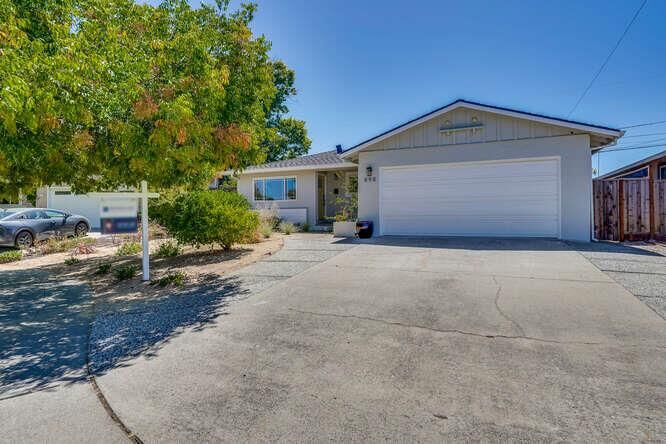 Property Photo: 898 La Plata Plaza CA 95008