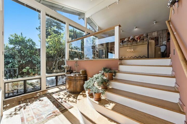 Property Photo: 790 Hillcrest Way CA 94062