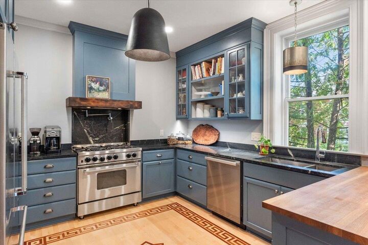 Property Photo: 752 East Gorham Street WI 53703