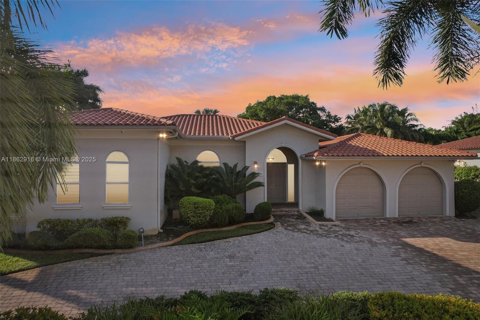 Property Photo:  8100 SW 179th St  FL 33157 