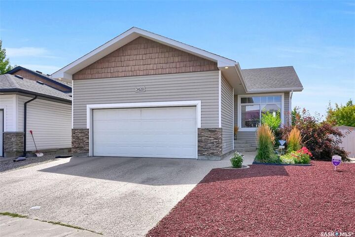 3428 Maclachlan Crescent  Regina SK S4R 8V1 photo