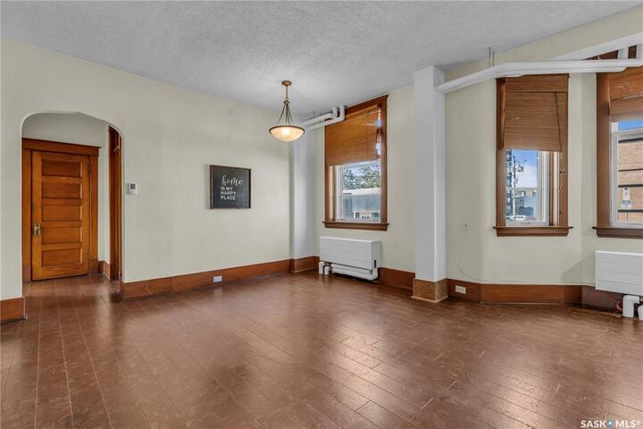 Property Photo: 2201 14th Avenue 14 SK S4P 0X9