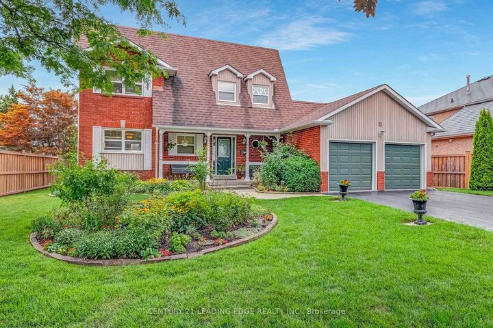 12 Flint Crescent  Whitchurch-Stouffville ON L4A 6C4 photo