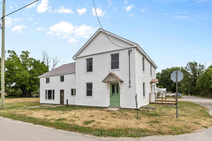 Property Photo: 79 Henry Street ON K0G 1G0