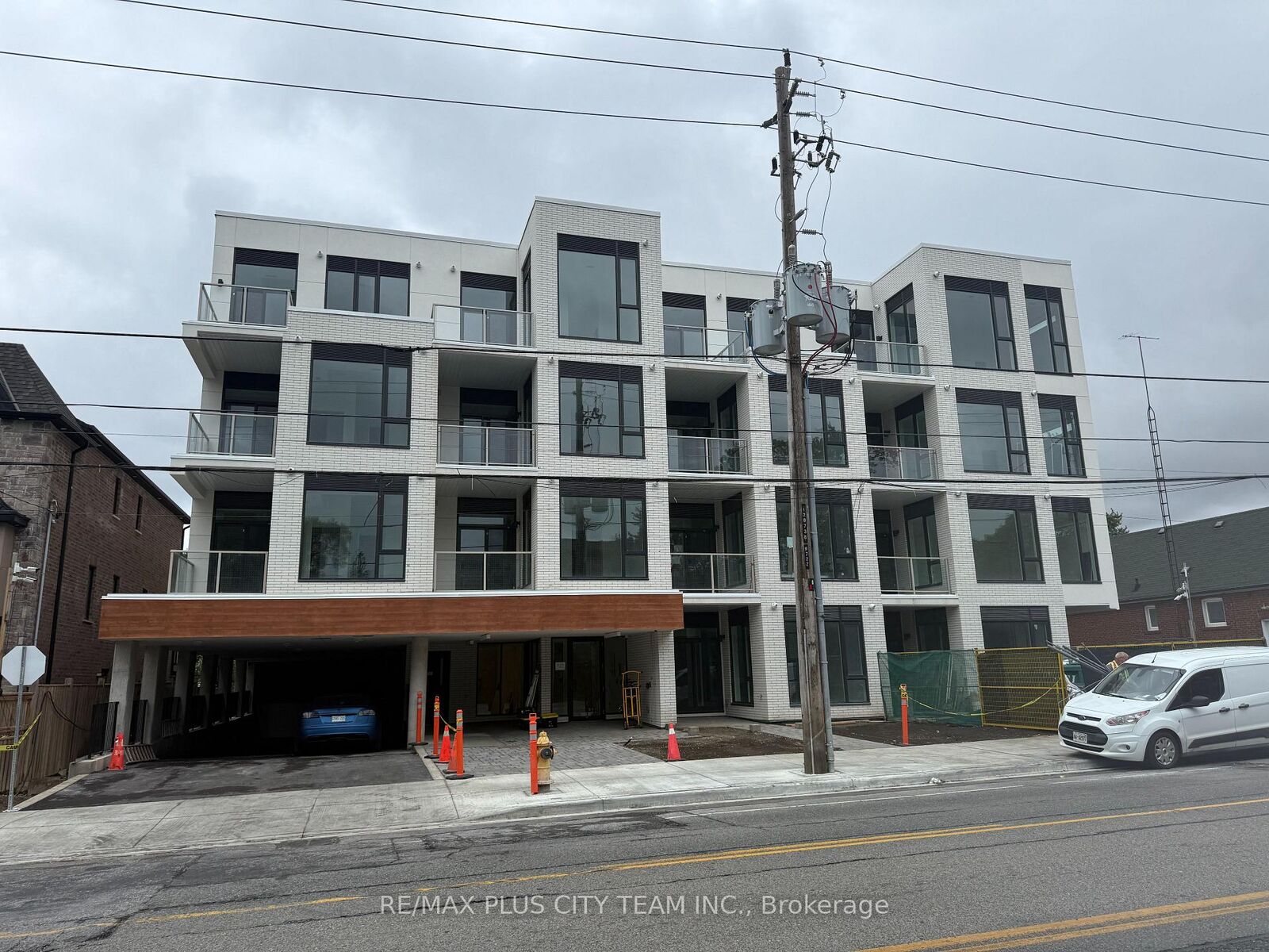 Property Photo:  722 Marlee Avenue 202  ON M6B 3J7 