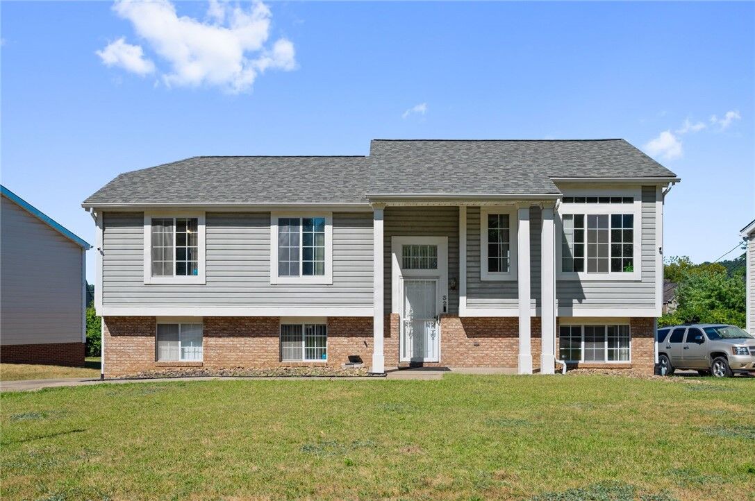 Property Photo: 32 Parklane Drive PA 15208