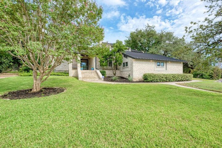10505 Lockerbie Drive  Austin TX 78750 photo