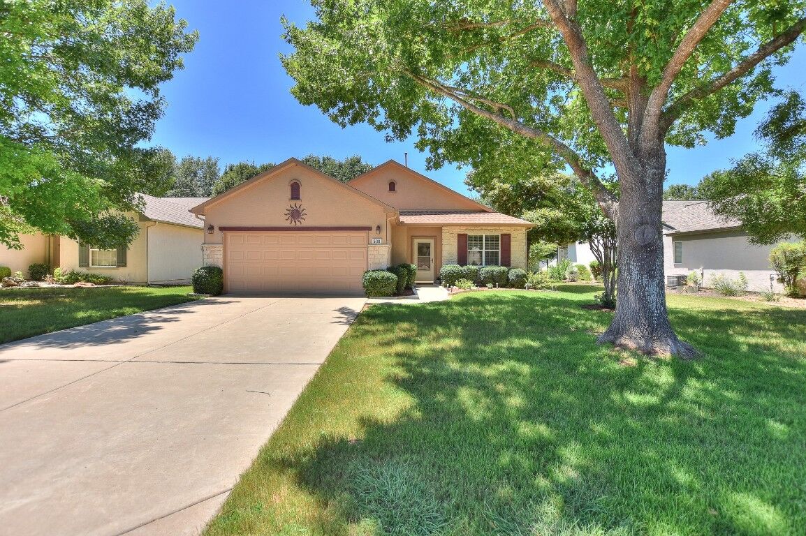 Property Photo: 508 Texas Drive TX 78633