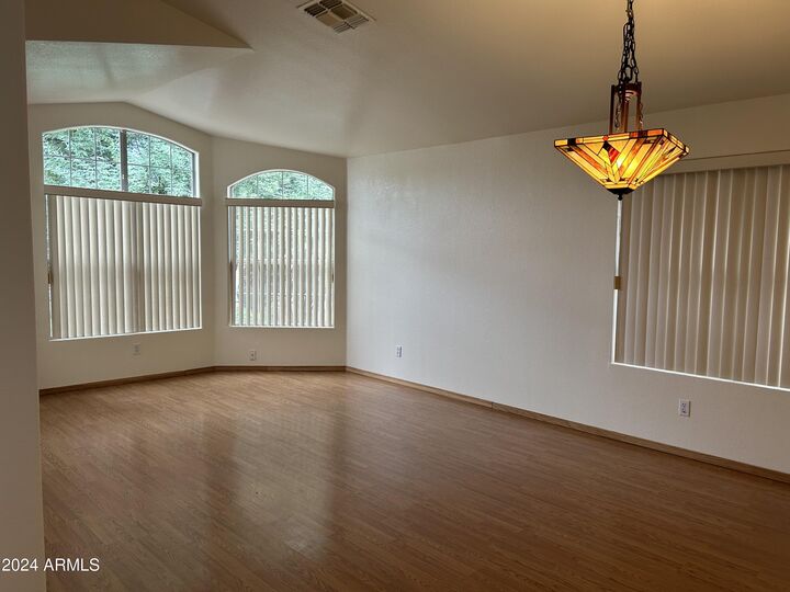Property Photo: 1161 W Courtney Lane AZ 85284