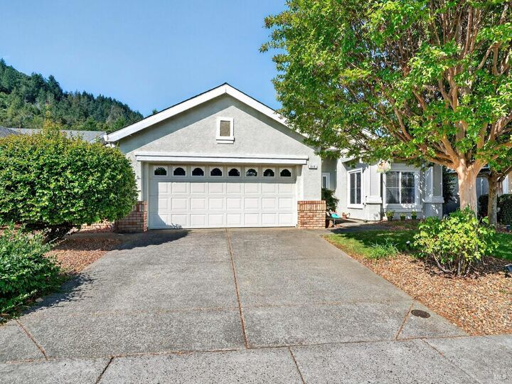 213 Albany Street  Cloverdale CA 95425 photo
