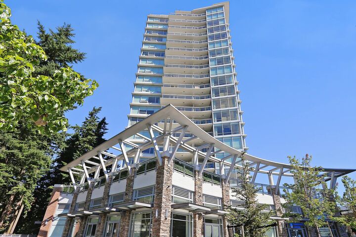 Property Photo:  15152 Russell Avenue 1207  BC V4B 0A3 