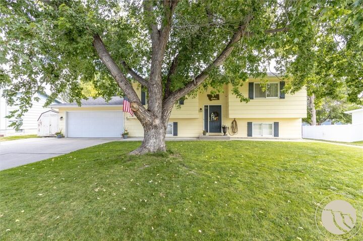 Property Photo:  1147 Minuteman St  MT 59105 