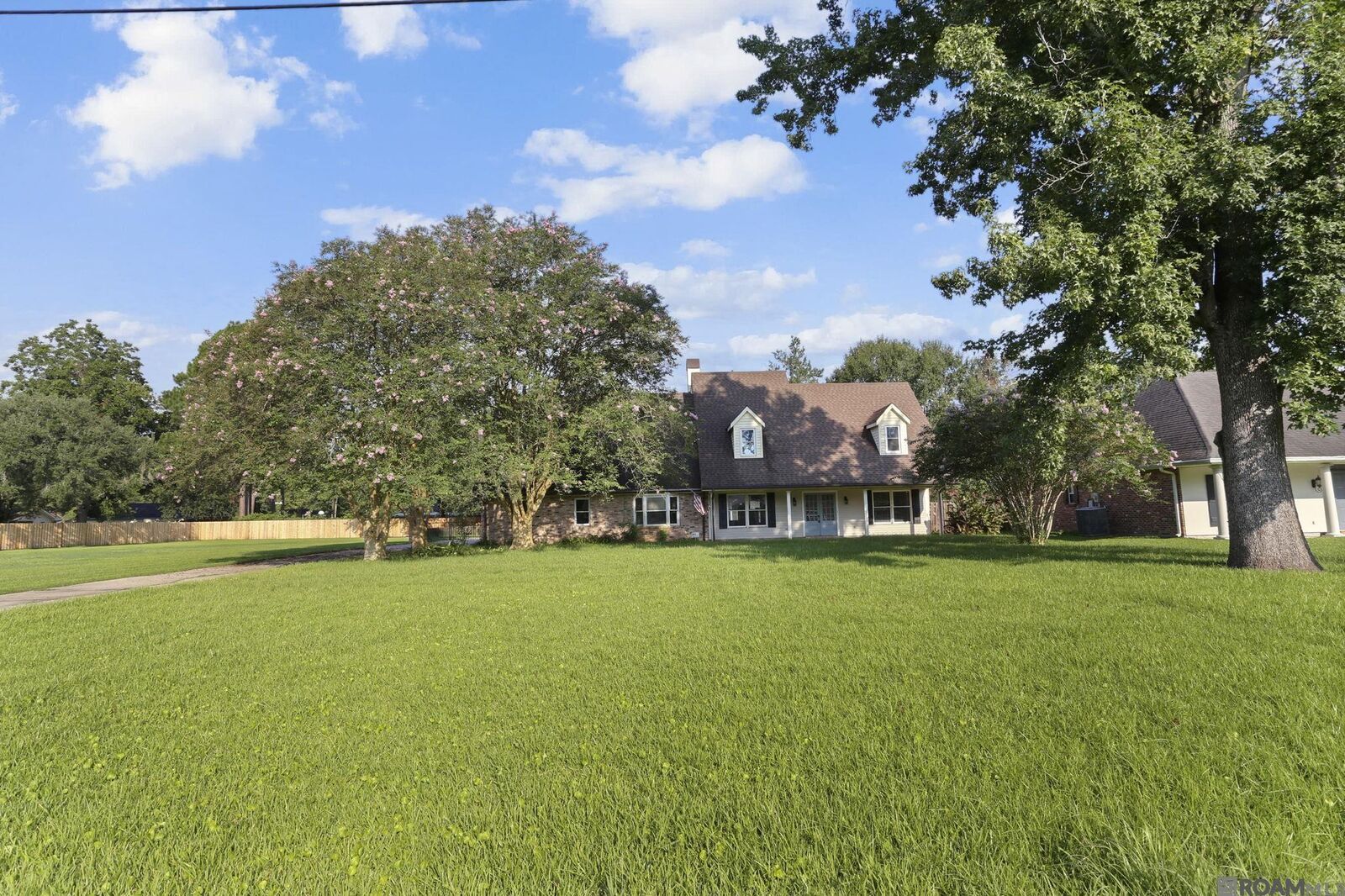 Property Photo:  161 Market St  LA 70346 