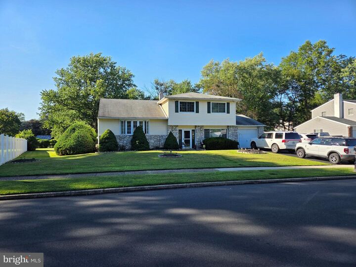 Property Photo:  530 Andrew Drive  PA 18966 