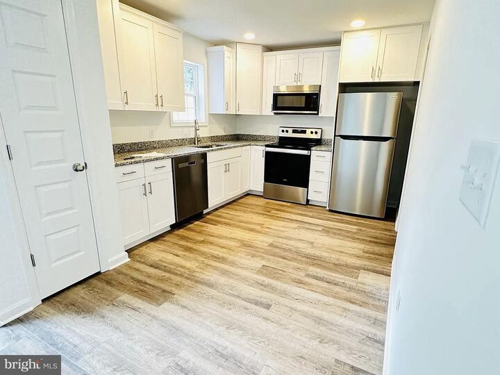 Property Photo: 6 Lismore Place PA 17050