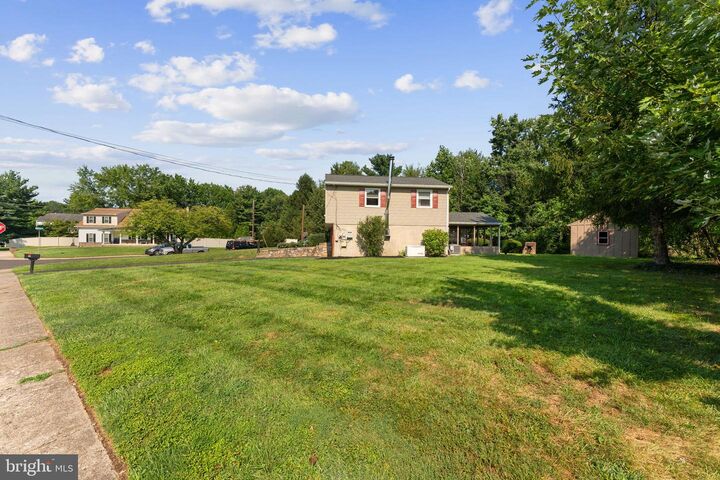 Property Photo: 14 Broadale Road PA 18901