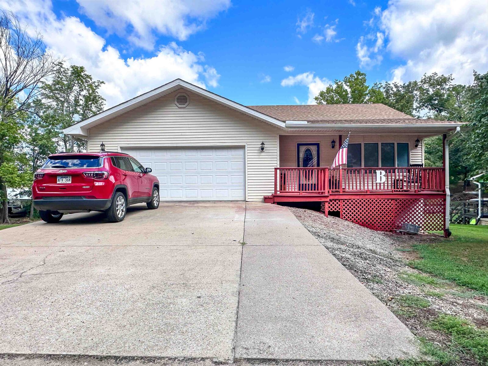 Property Photo: 152 E Lakeshore Drive AR 72529