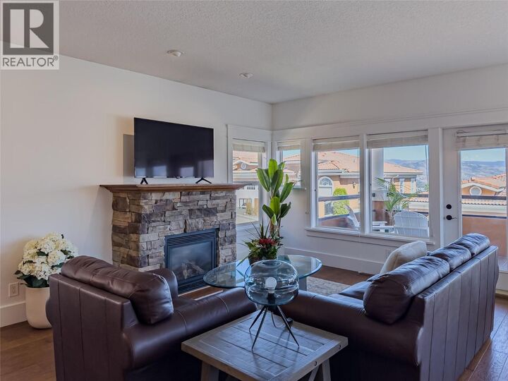 Property Photo: 875 Sahali Terrace 13 BC V2C 6W8