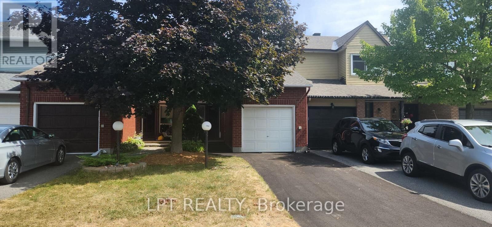 Property Photo: 148 Pickwick Drive ON K2J 3C8