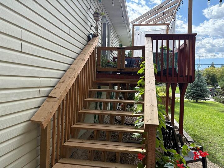 Property Photo: 352 Barkman Avenue MB R5G 0G1