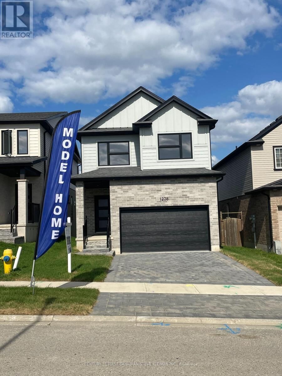 Photo de la propriété: 1238 Whetherfield Street ON N6H 5X1