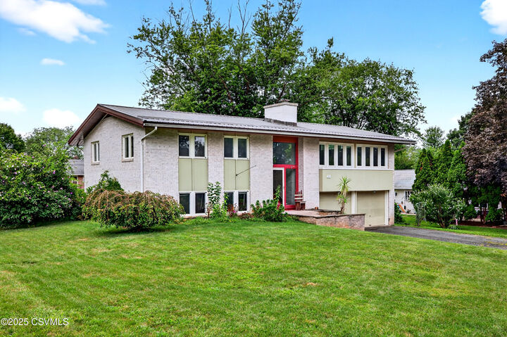 Property Photo: 407 S 20th Street PA 17837