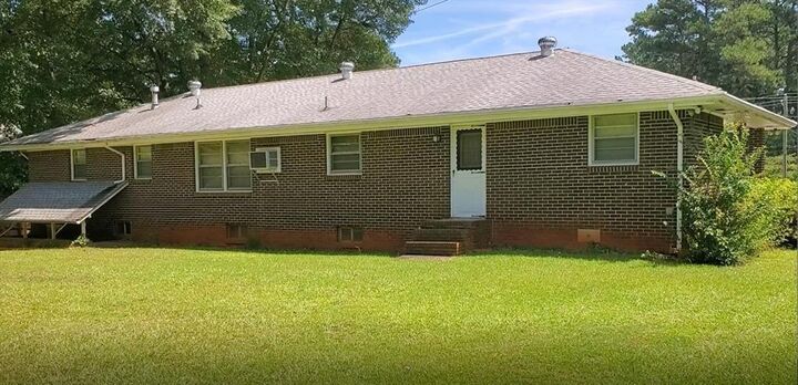 Property Photo: 1666 Montreal Road GA 30084