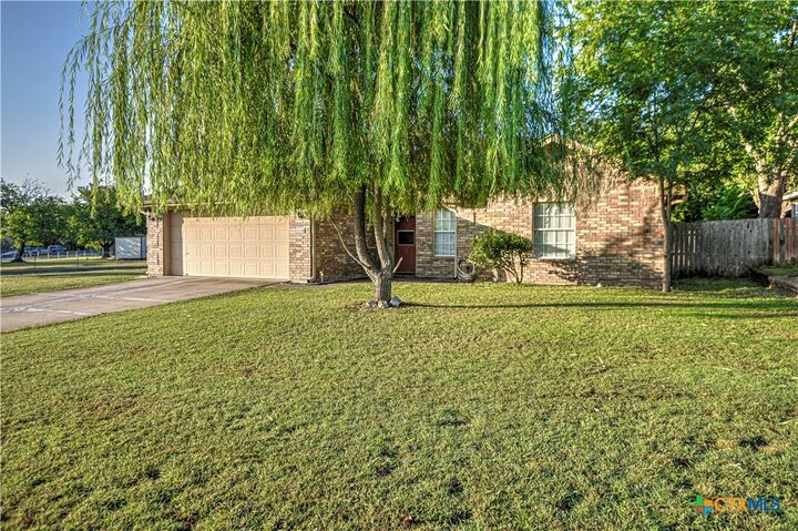 Property Photo: 1518 Zinfandel Drive TX 76548
