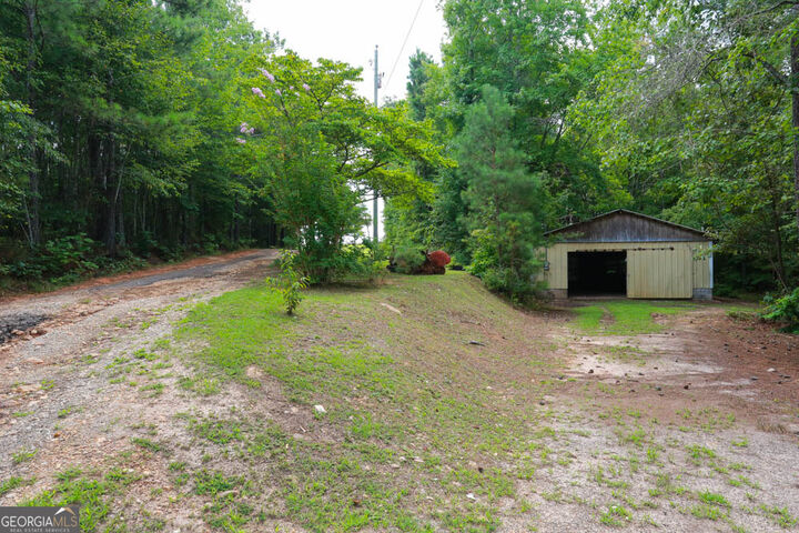 Property Photo: 1117 Cross Plains Hulett Road GA 30116