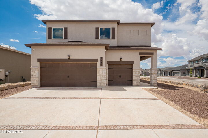 2241 Tierra Delmonte Drive  El Paso TX 79938 photo