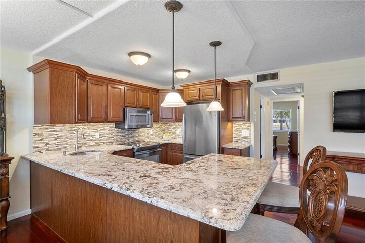 Property Photo: 1043 Exeter C 1043 FL 33434