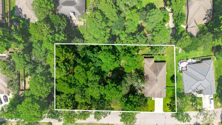 Property Photo: 9023 S Comanche Circle TX 77378