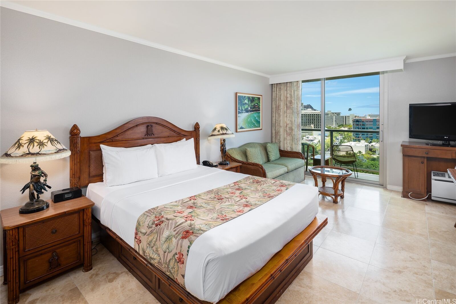Property Photo:  2045 Kalakaua Avenue 1514  HI 96815 