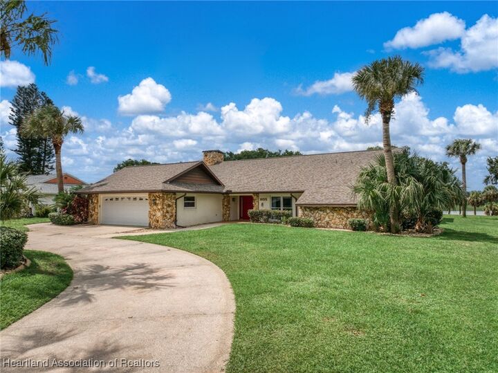 1055 Entrance Road  Avon Park FL 33825 photo