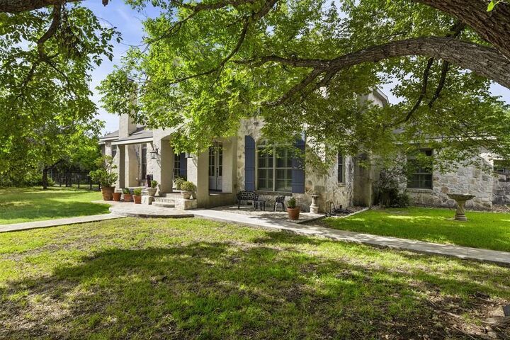 Property Photo:  3965 E Hwy 27  TX 78028 