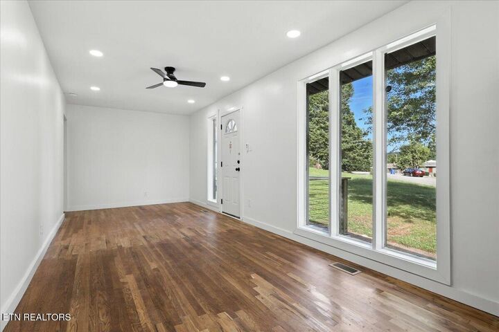 Property Photo: 233 S Benedict Ave TN 37830