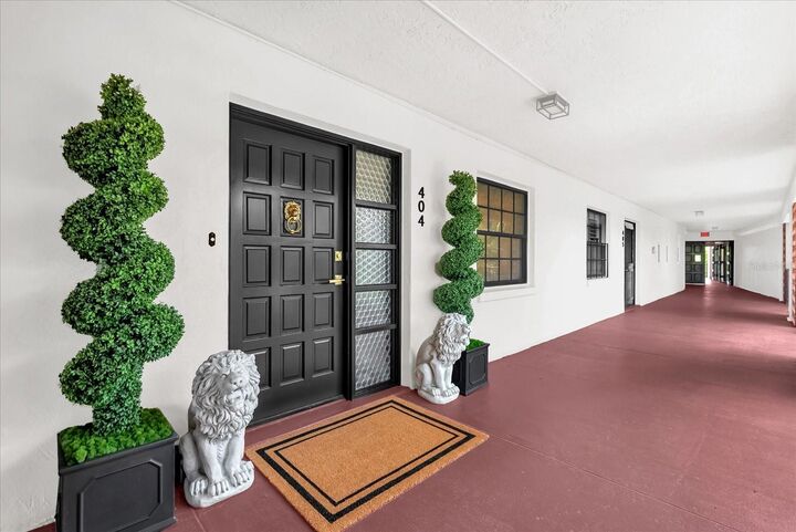 Property Photo: 100 S Interlachen Avenue 404 FL 32789