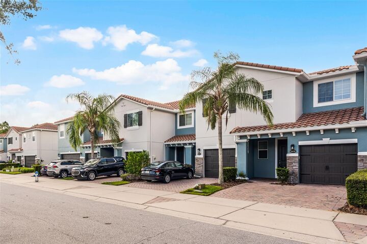 Property Photo: 1975 Silverweed Way FL 32765