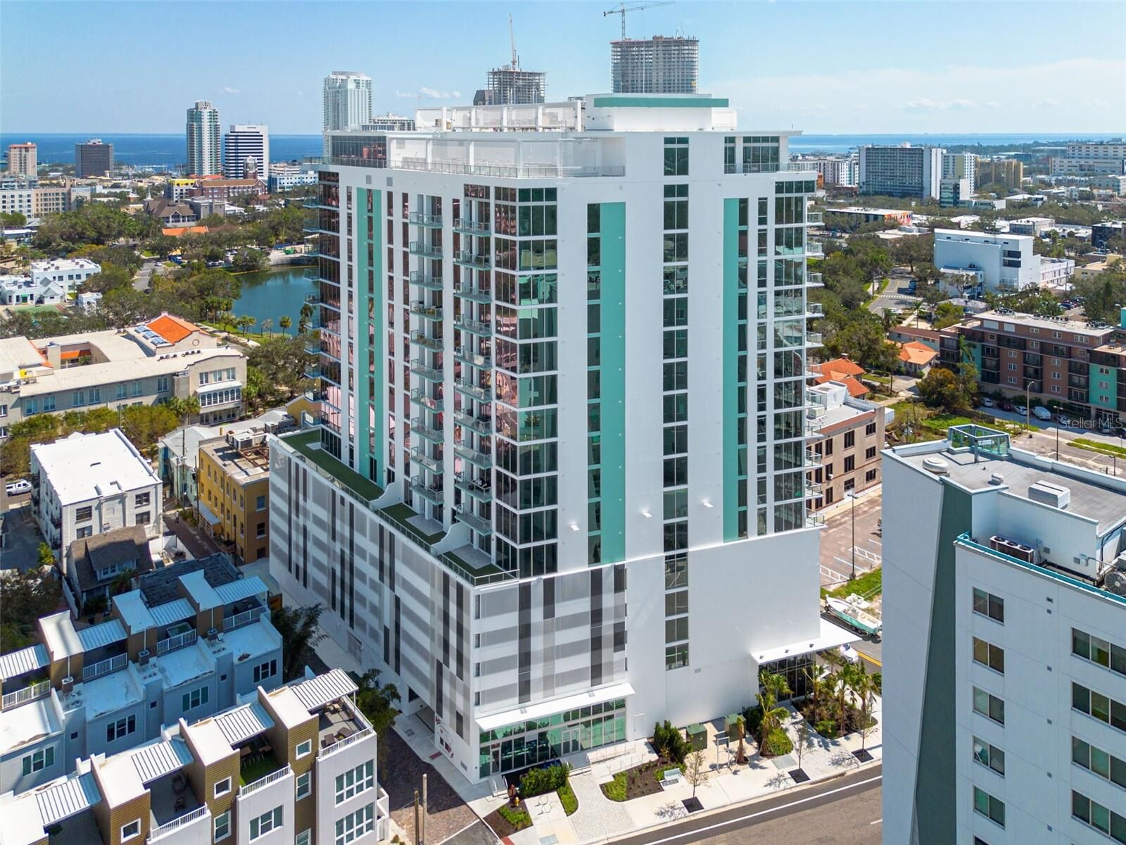 Property Photo:  777 3rd Avenue N 1104  FL 33701 