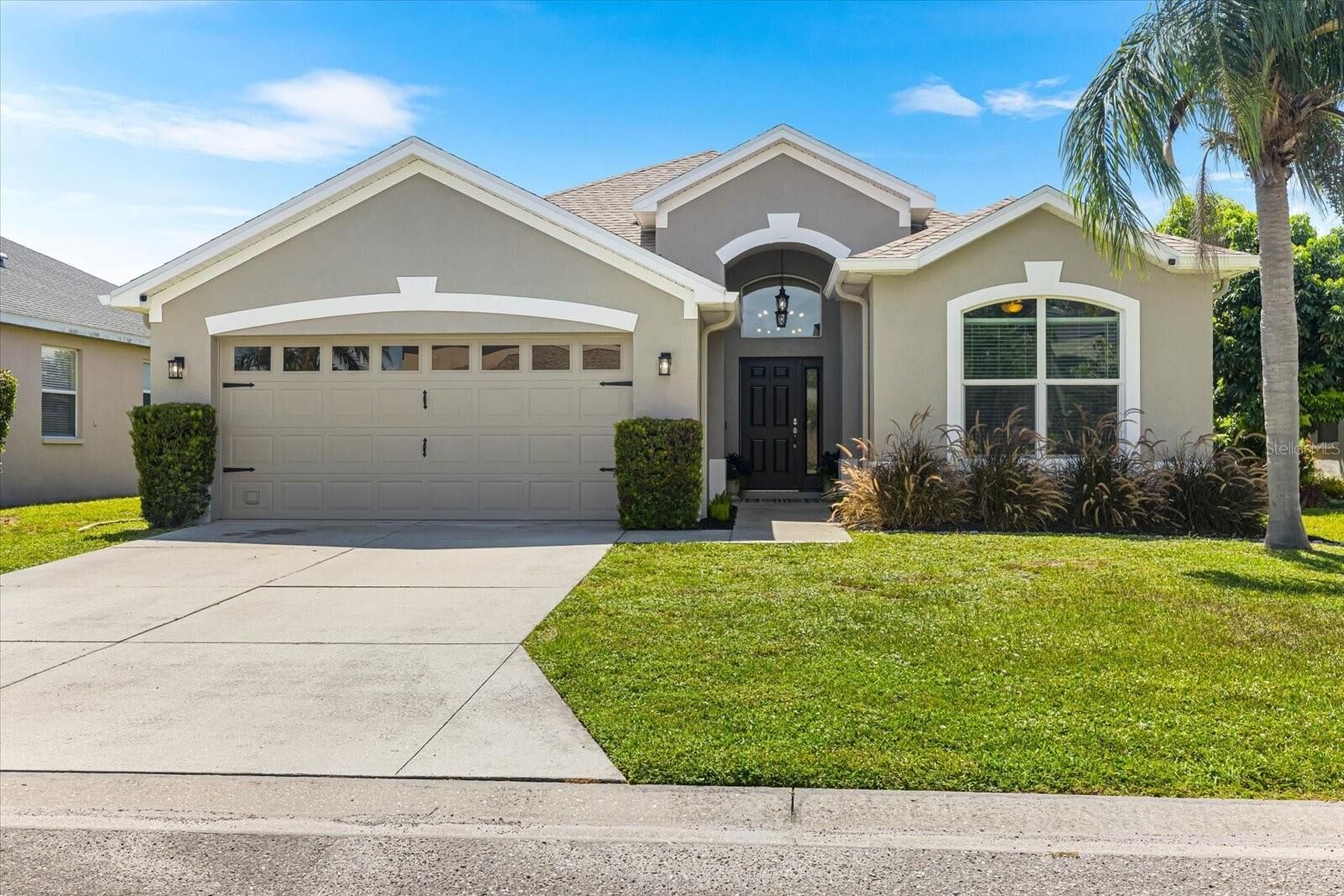Property Photo: 5418 New Covington Drive FL 34233