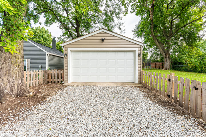 Property Photo: 4024 Cossell Road IN 46222