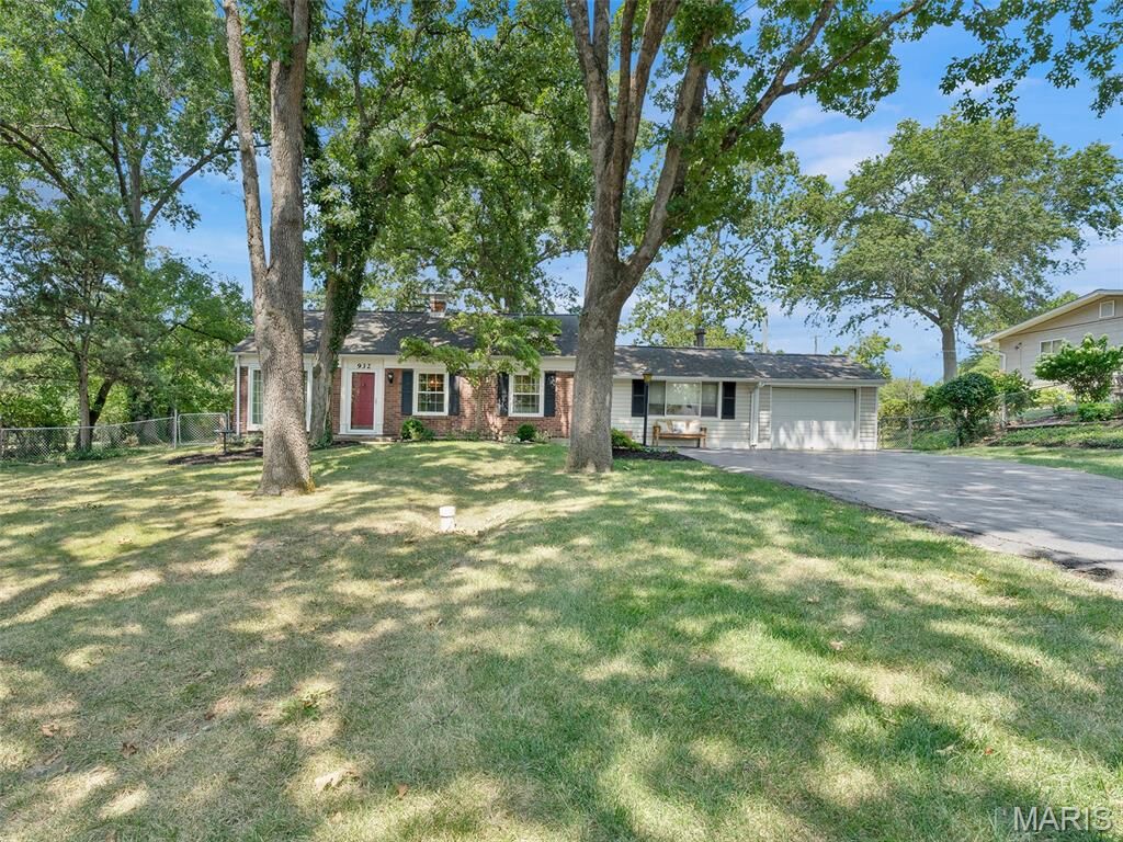 Property Photo:  932 Crestland Drive  MO 63011 