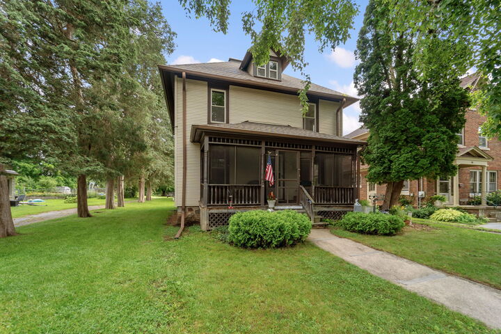 Property Photo:  210 Oakland Ave  WI 53149 