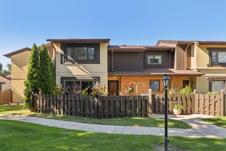 Property Photo: 5247 S Somerset Ln 113 WI 53221