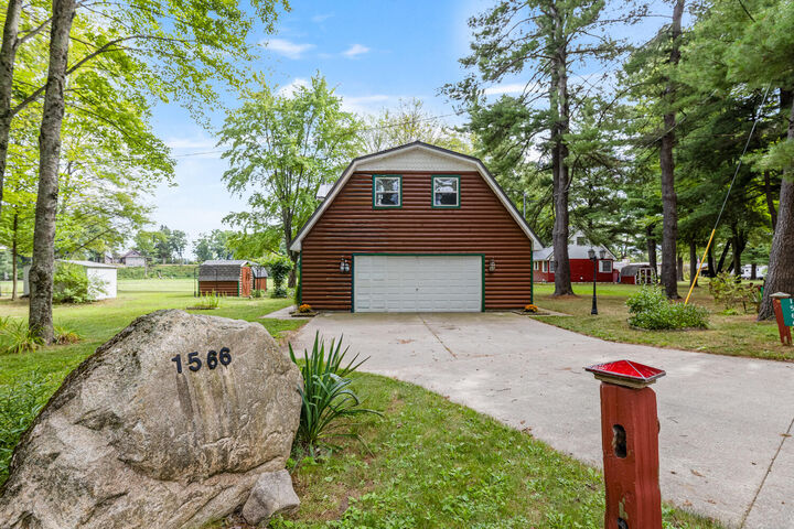 Property Photo:  1566 E James Street  MI 49349 